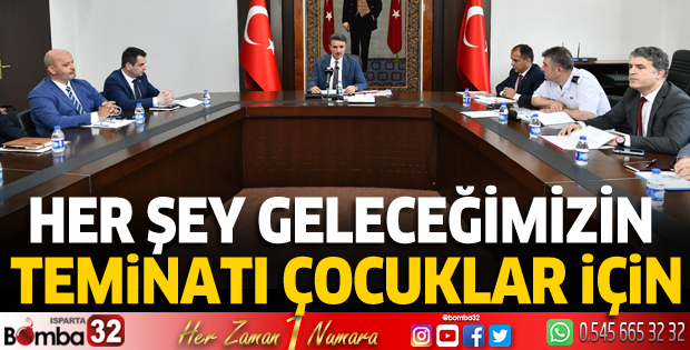 Her şey geleceğimizin teminatı çocuklar için