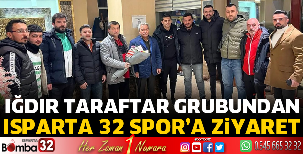 Iğdır taraftar grubundan Isparta 32 Spor'a ziyaret