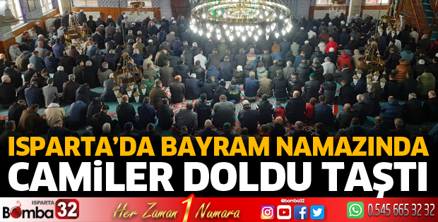 Isparta'da camiler doldu taştı