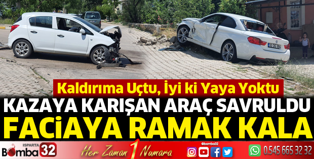 Isparta'da İki otomobil çarpıştı