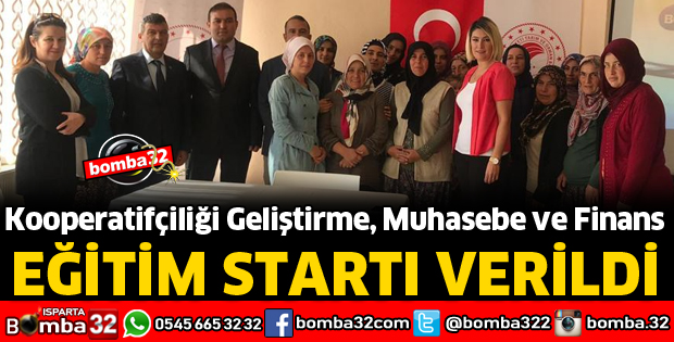 KADINLARA EĞİTİM VERİYORLAR
