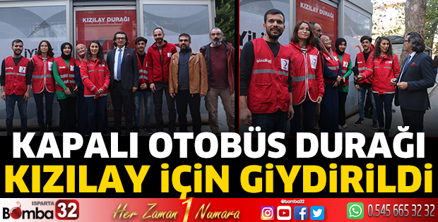 Kapalı otobüs durağı Kızılay için giydirildi