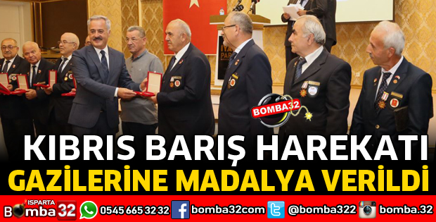 KIBRIS BARIŞ HAREKATI GAZİLERİNE MADALYA VERİLDİ