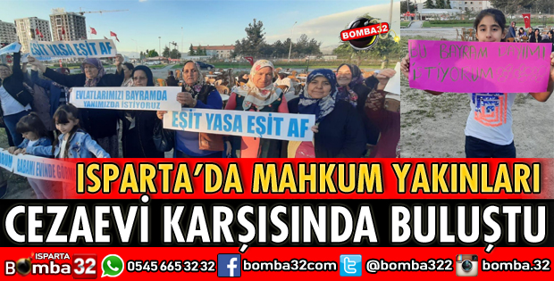 MAHKUM YAKINLARINDAN CEZAEVİ KARŞISINDA İFTAR YEMEĞİ