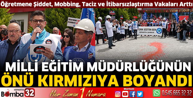 Milli eğitim müdürlüğünün önü kırmızıya boyandı 