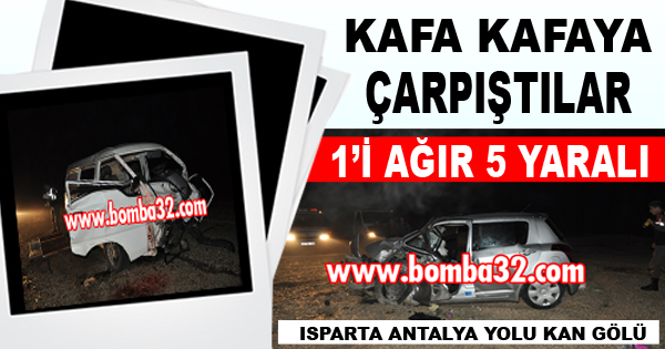 MİNİBÜS İLE OTOMOBİL KAFA KAFAYA ÇARPIŞTI