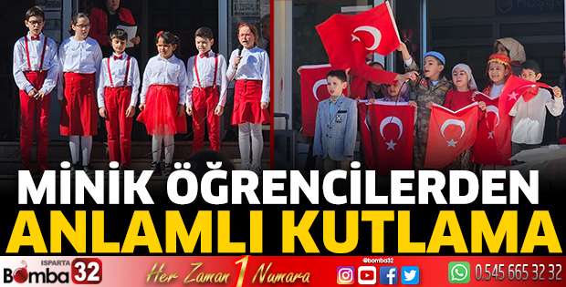 Minik öğrencilerden anlamlı kutlama