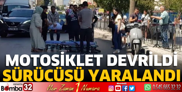 Motosiklet devrildi sürücüsü yaralandı