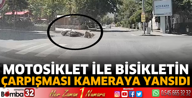 Motosiklet ile bisikletin çarpışması kameraya yansıdı