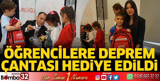 Öğrencilere deprem çantası hediye edildi