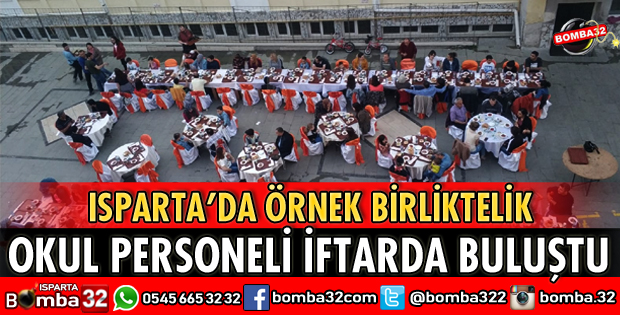 OKUL BAHÇESİNDE HEP BİRLİKTE İFTAR AÇTILAR