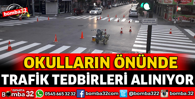 OKUL ÖNLERİNDE TRAFİK TEDBİRLERİ ALINIYOR