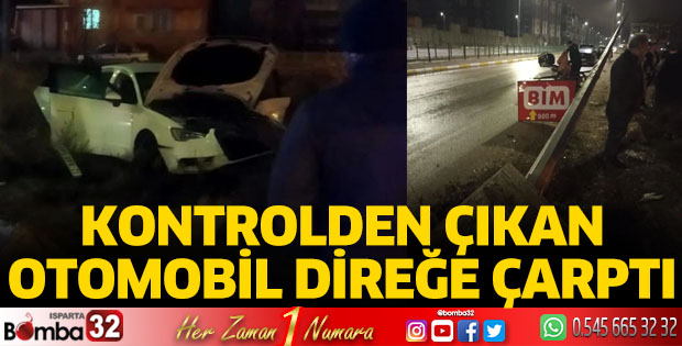 Otomobil direğe çarptı