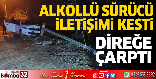 Otomobil direğe çarptı