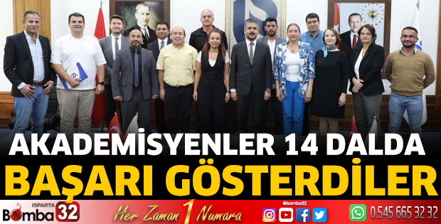 Rektör Çatal, proje başarısı sağlayan akademisyenlerle bir araya geldi