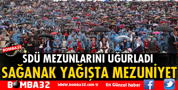 SAĞANAK YAĞIŞ ALTINDA MEZUNİYET