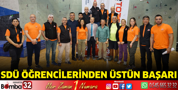 SDÜ öğrencilerinden üstün başarı