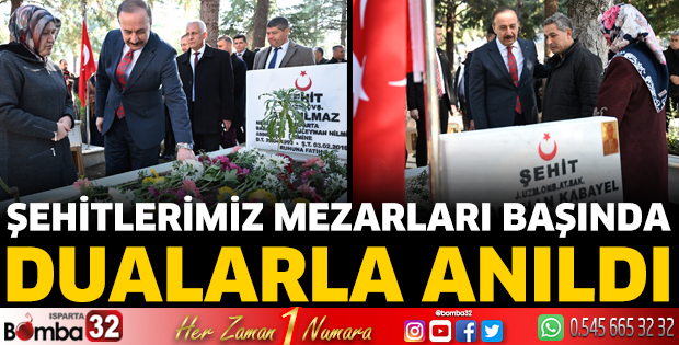 Şehitlerimiz mezarları başında dualarla anıldı