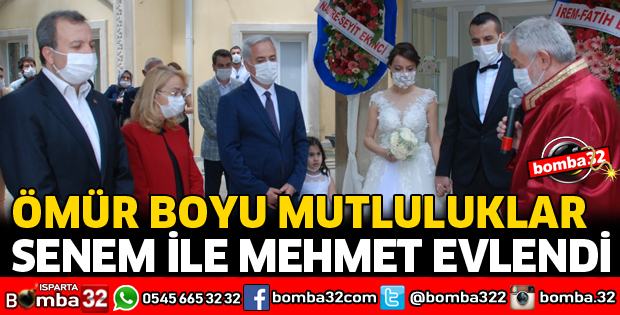 SENEM VE MEHMET DÜNYA EVİNE GİRDİ