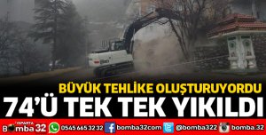 74 METRUK BİNA TEK TEK YIKILDI