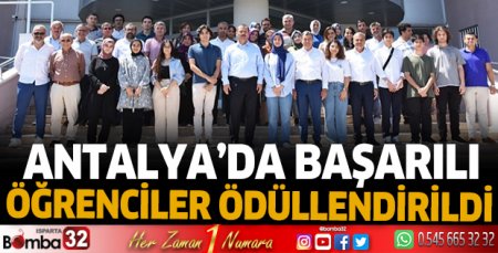 Antalya'da başarılı öğrenciler ödüllendirildi