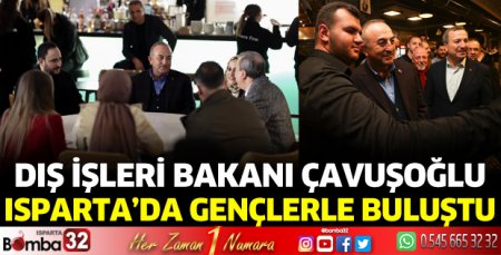 Bakan Çavuşoğlu gençlerle buluştu