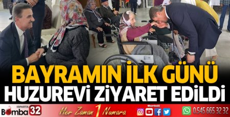 Bayramın ilk günü huzurevi ziyaret edildi