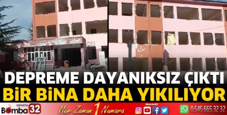 Bir bina daha yıkılıyor