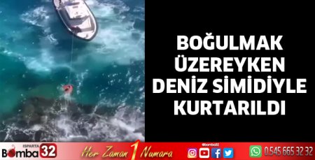 Boğulmak üzereyken deniz simidiyle kurtarıldı