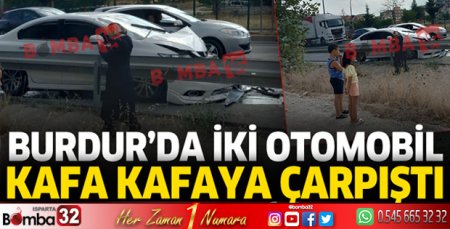 Burdur'da iki otomobil kafa kafaya çarpıştı 4 yaralı