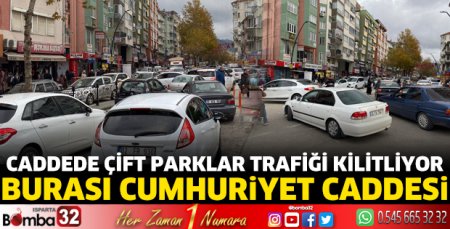 Caddede çift parklar trafiği kilitliyor