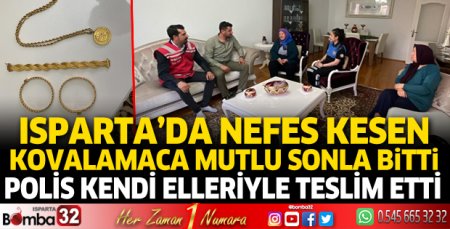 Çalınan altınlarını polis kendi elleriyle teslim etti