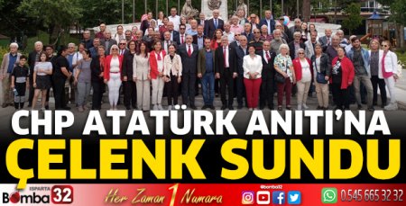 CHP Atatürk Anıtı’na çelenk sundu