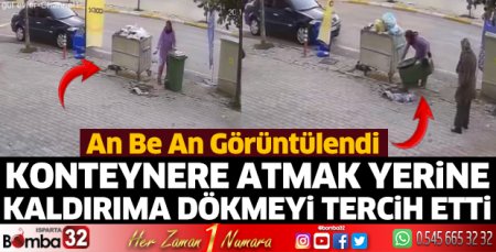 Çöpünü konteynere atmak yerine kaldırıma attı
