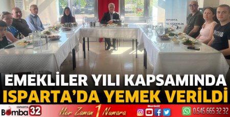 Emekliler yılı kapsamında yemek verildi 