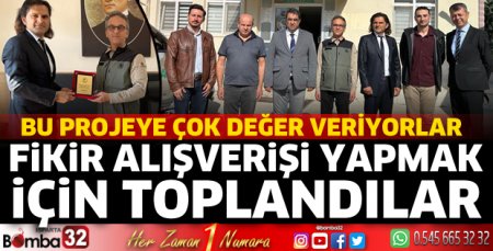 Fikir alışverişi yapmak için toplandılar