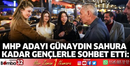 Günaydın sahura kadar gençlerle sohbet etti
