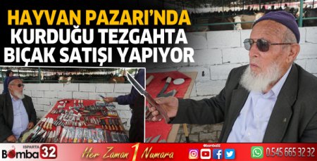 Hayvan Pazarı’nda kurduğu tezgahta bıçak satışı yapıyor