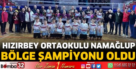 Hızırbey Ortaokulu namağlup bölge şampiyonu oldu