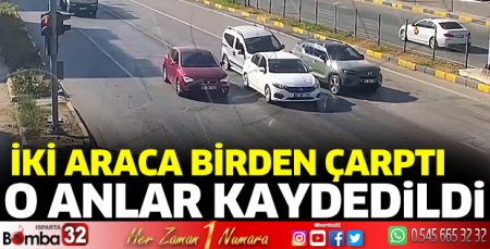 İki araca birden çarptı