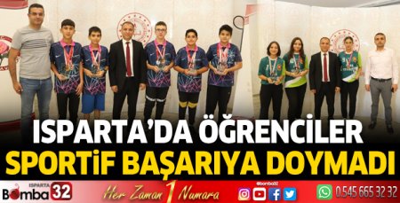 Isparta’da öğrenciler sportif başarıya doymadı 