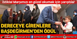 İstiklal Marşını Güzel Okuma Yarışmasında dereceye girenlere ödülleri verildi