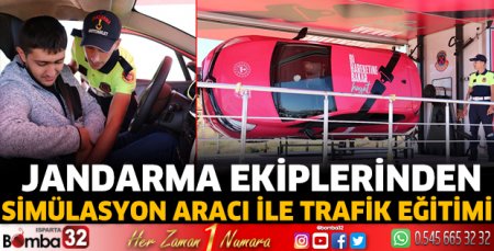 Jandarma ekiplerinden simülasyon aracı ile trafik eğitimi