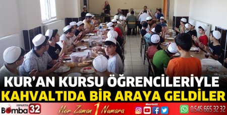 Kahvaltıda bir araya geldiler