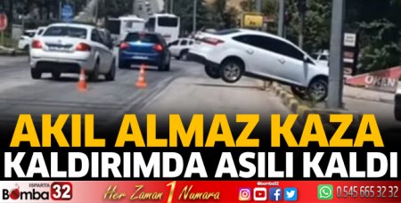 Kaldırımda asılı kaldı