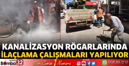 Kanalizasyon rögarlarında ilaçlama çalışmaları yapılıyor