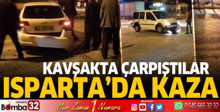 Kavşakta çarpıştılar 