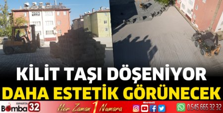 Kilit taşı döşeniyor