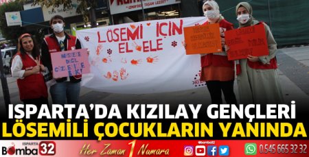 Kızılay gençleri Lösemili çocukların yanında