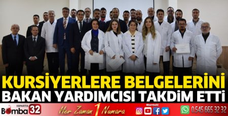 Kursiyerlere belgeleri takdim edildi